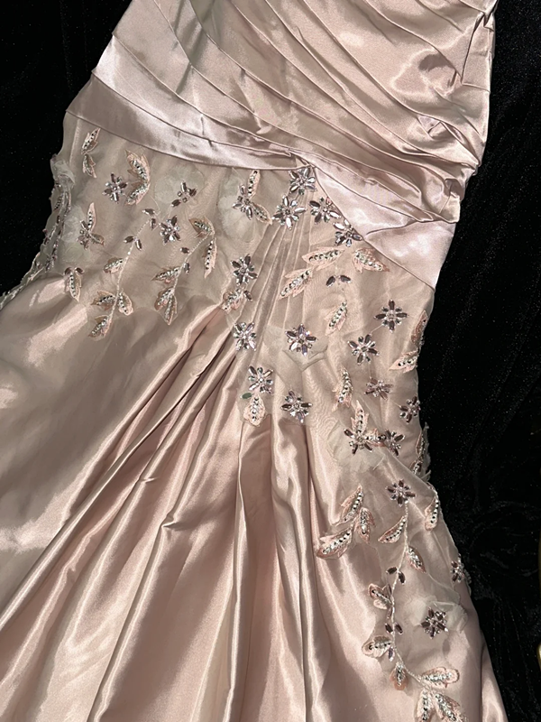 Light champagne-colored strapless, fitted, sexy long ball gown R6967
