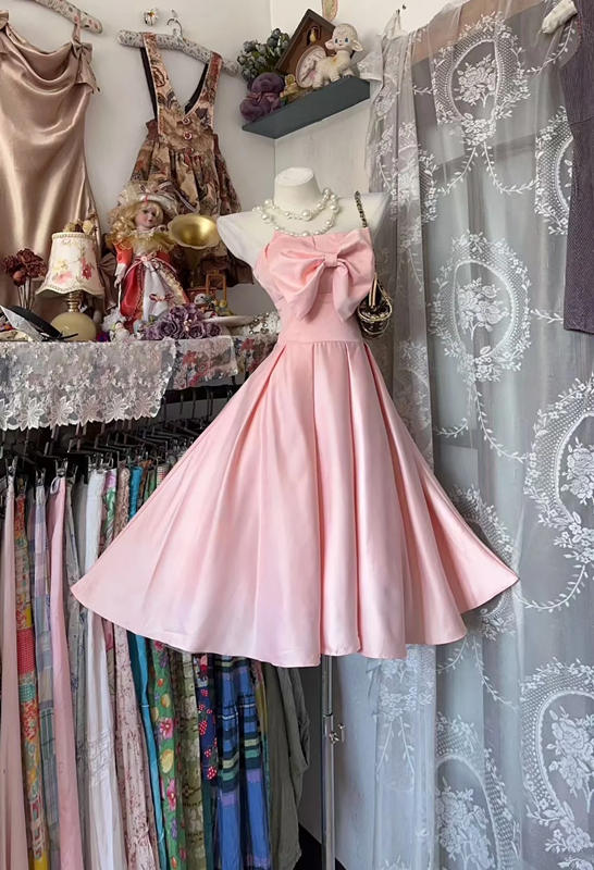 Light Pink Strapless Waist-Cinched Voluminous Ball Gown R7406