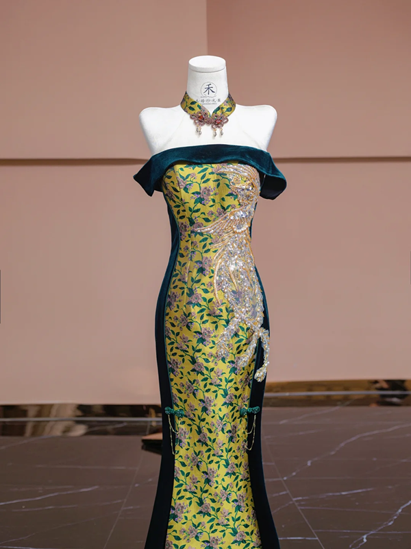 Yellow-based, green floral print, off-the-shoulder, fitted, long ball gown R8336