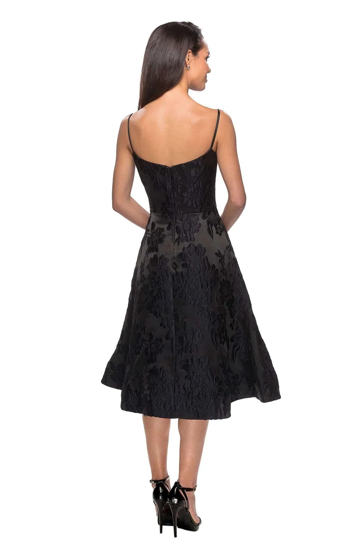 A-line fitted shirt with square neckline and floral pattern Prom dress