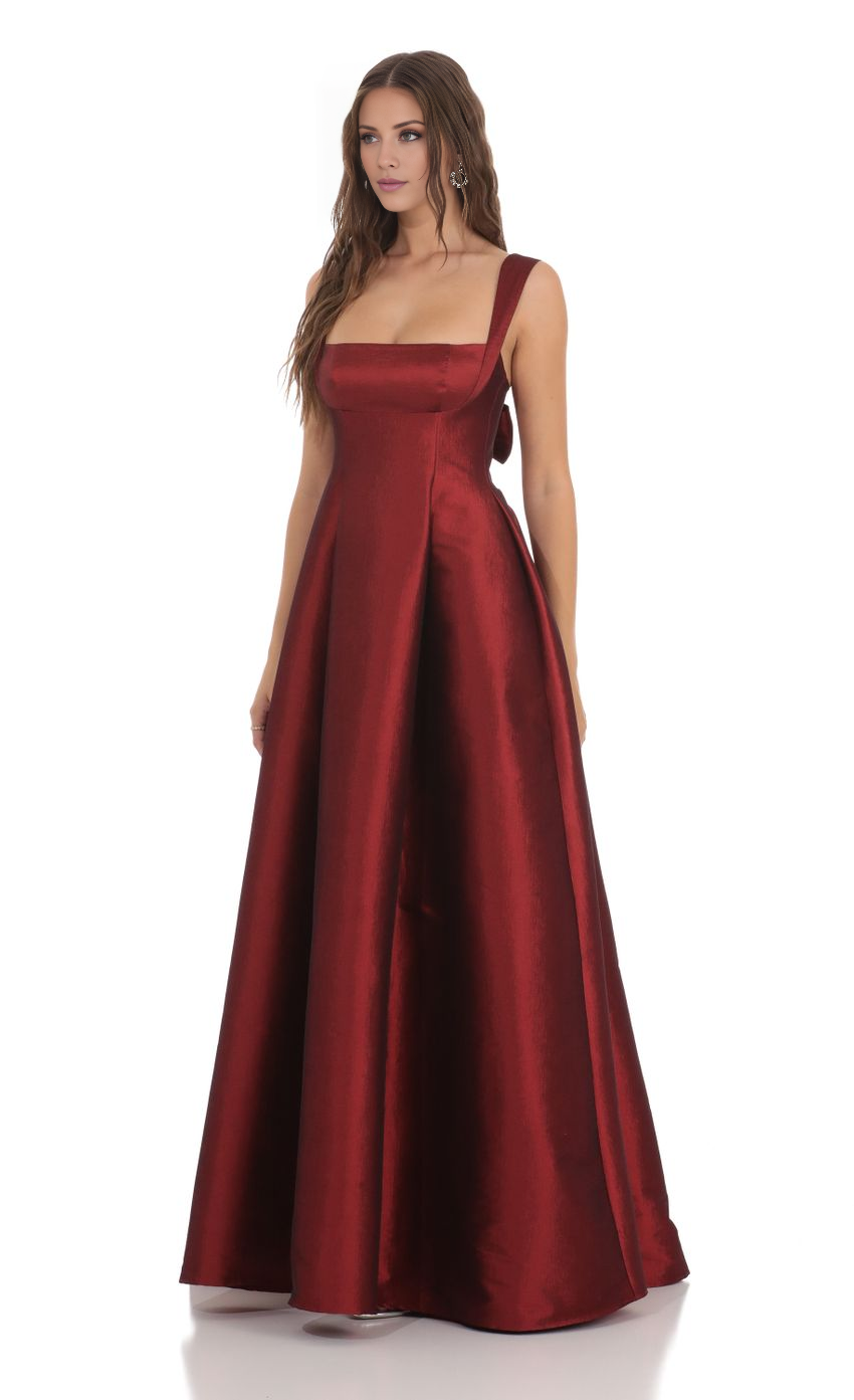 Square neckline off shoulder sleeveless backless back strap and floor length Prom dress