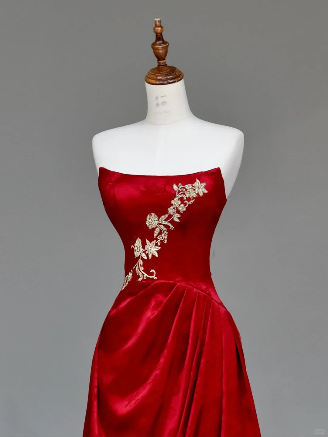 Girlhomeshops -Red floral applique long satin prom dress evening gown party dress gh5113