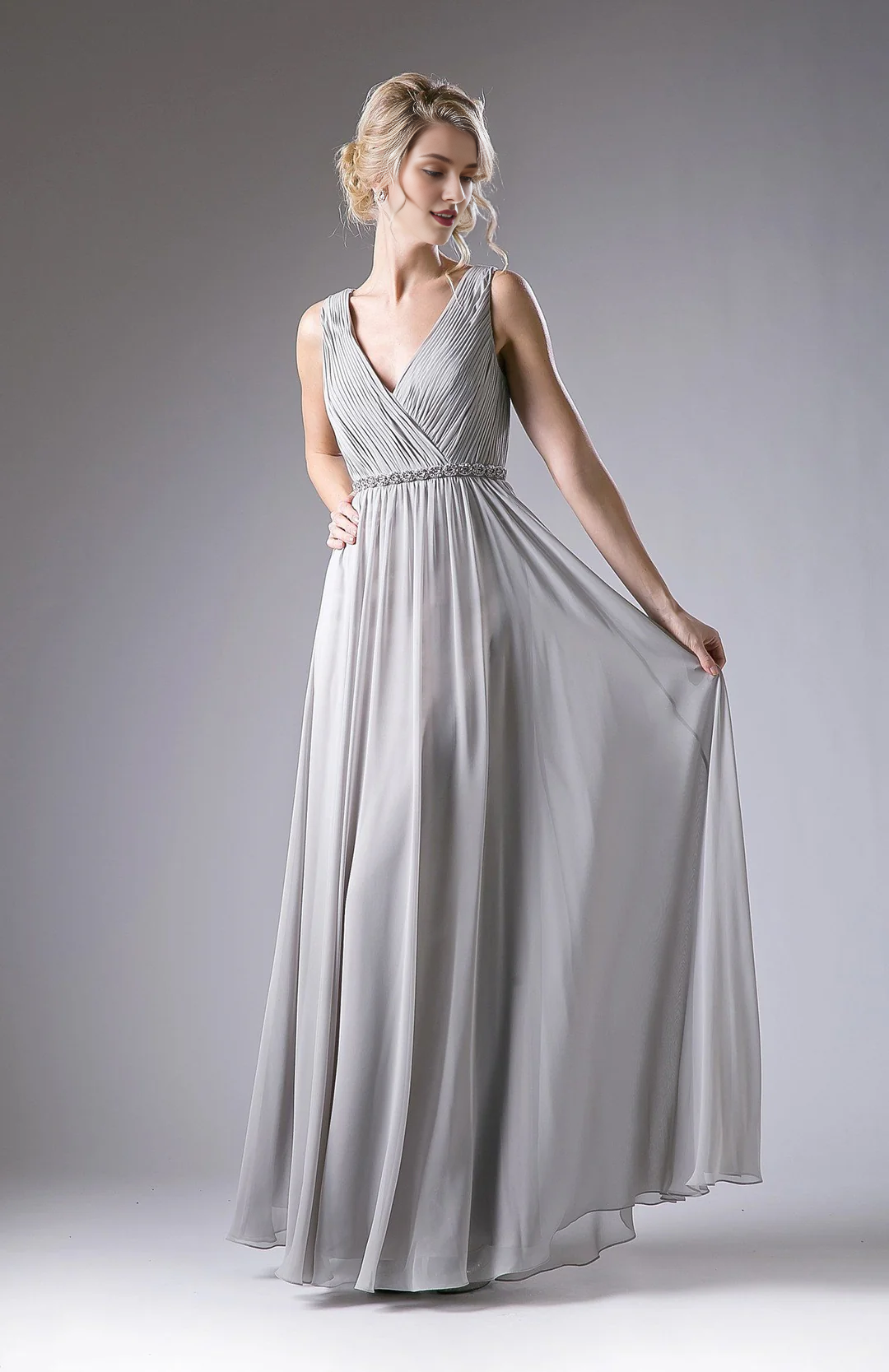 A-line pleated long V-neck chiffon dress