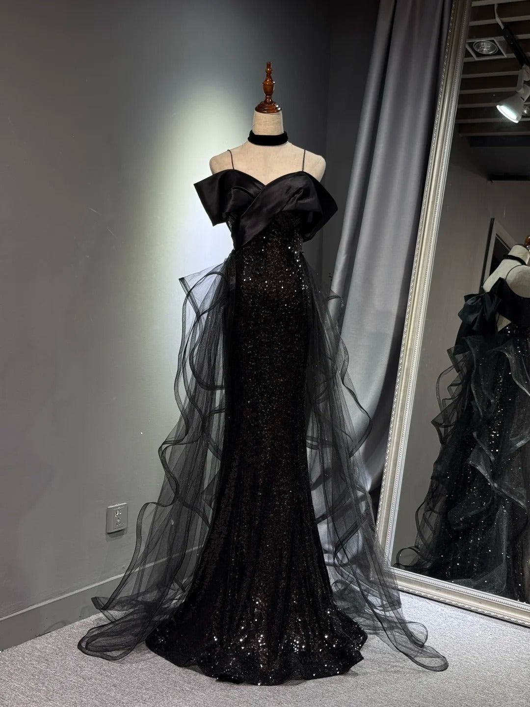 Girlhomeshops -Black shiny elegant long sequined tulle Prom dress evening gown graduation dress gh5107