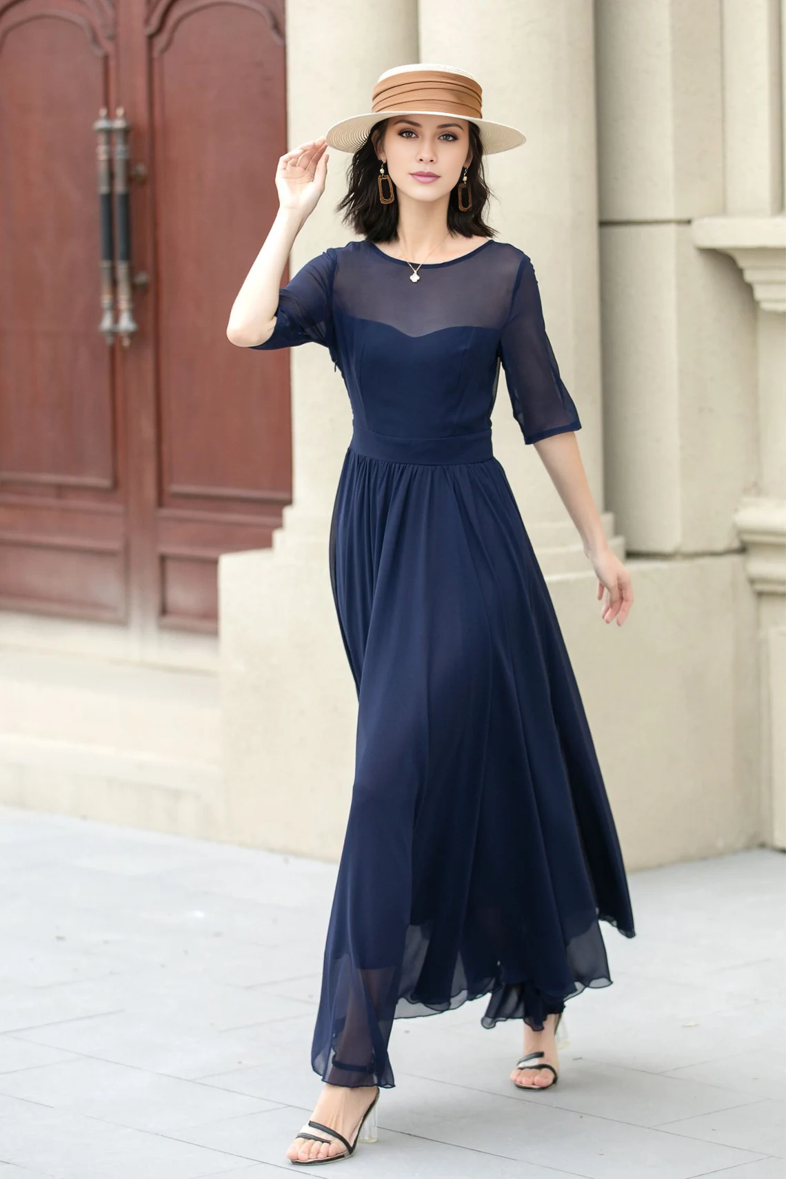 Ship Neck Short Sleeve Chiffon Horn Long Prom Dress