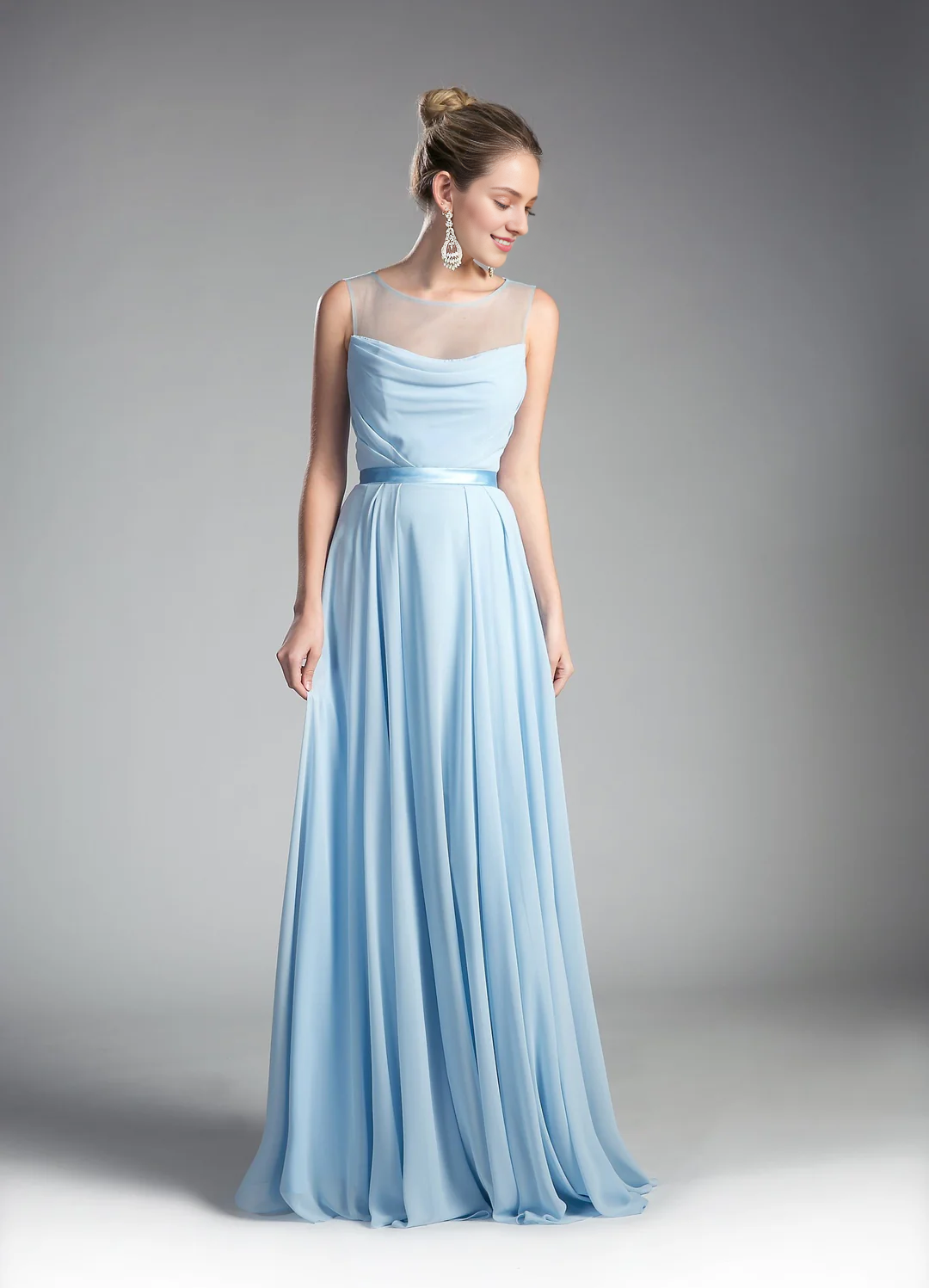 Illusionary collar long sleeveless dress