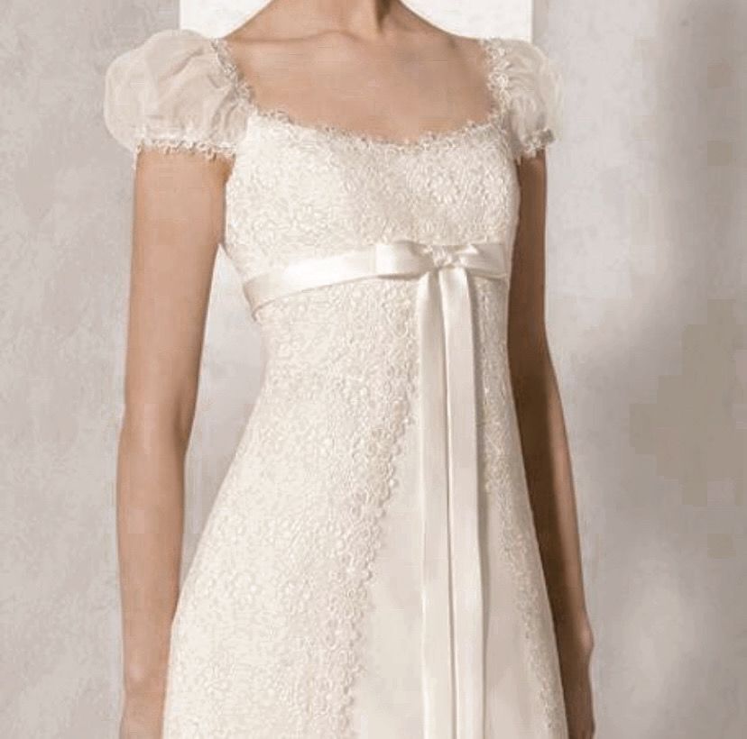girlhomeshops--White Square Neck Classic Romantic Lace Elegant Long Wedding Dress gh5666