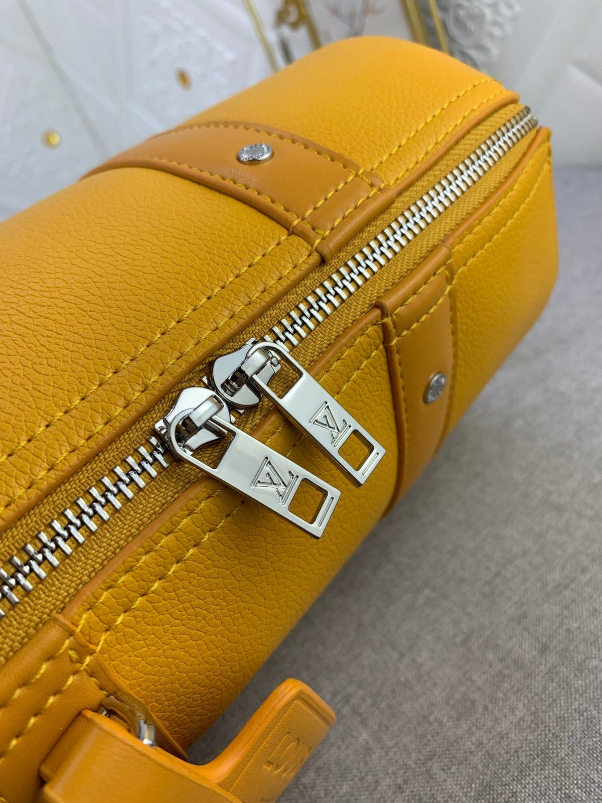 Louis Vuitton 21437 City Keepall Bag