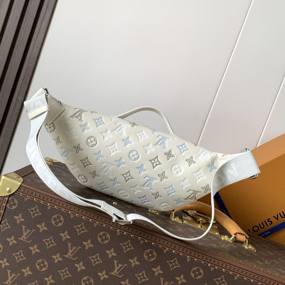 Louis Vuitton Rush Bumbag White 30Cm M28619