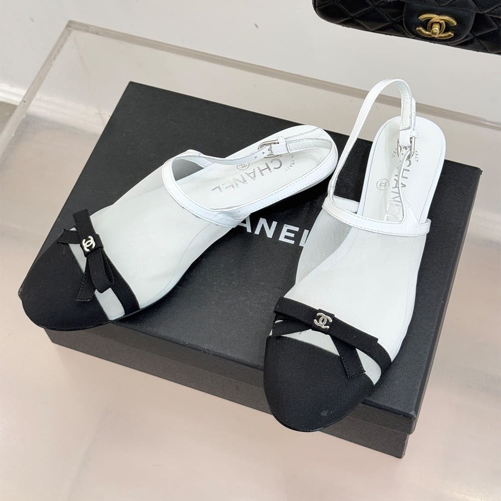 CHANEL Slingbacks