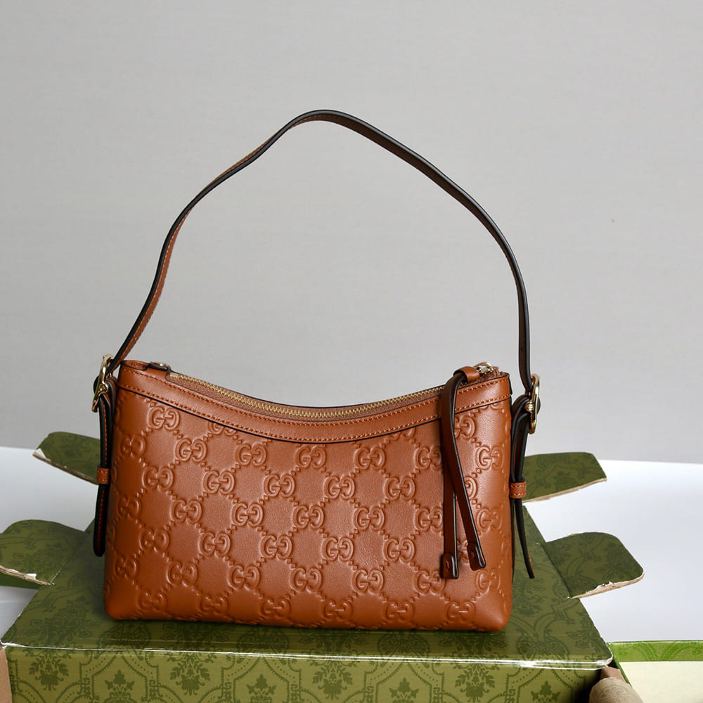 Gucci GG Emblem small shoulder bag