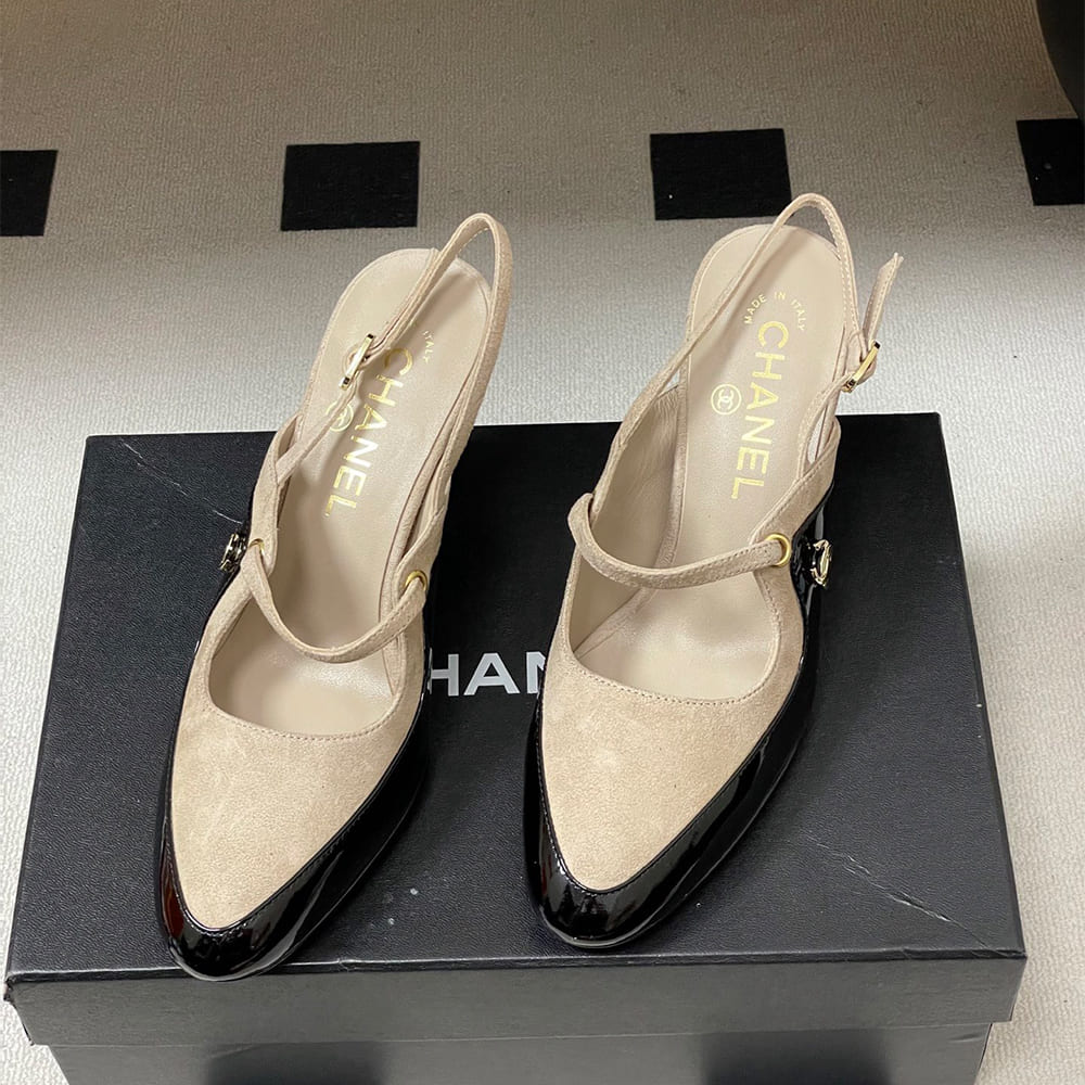 CHANEL Slingbacks