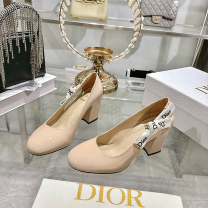 J’Adior Pump