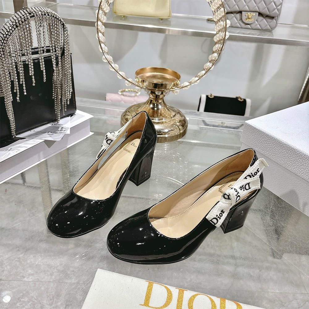 J’Adior Pump