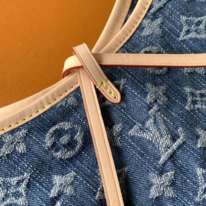 Louis Vuitton Carryall Cargo PM Blue Denim 33Cm