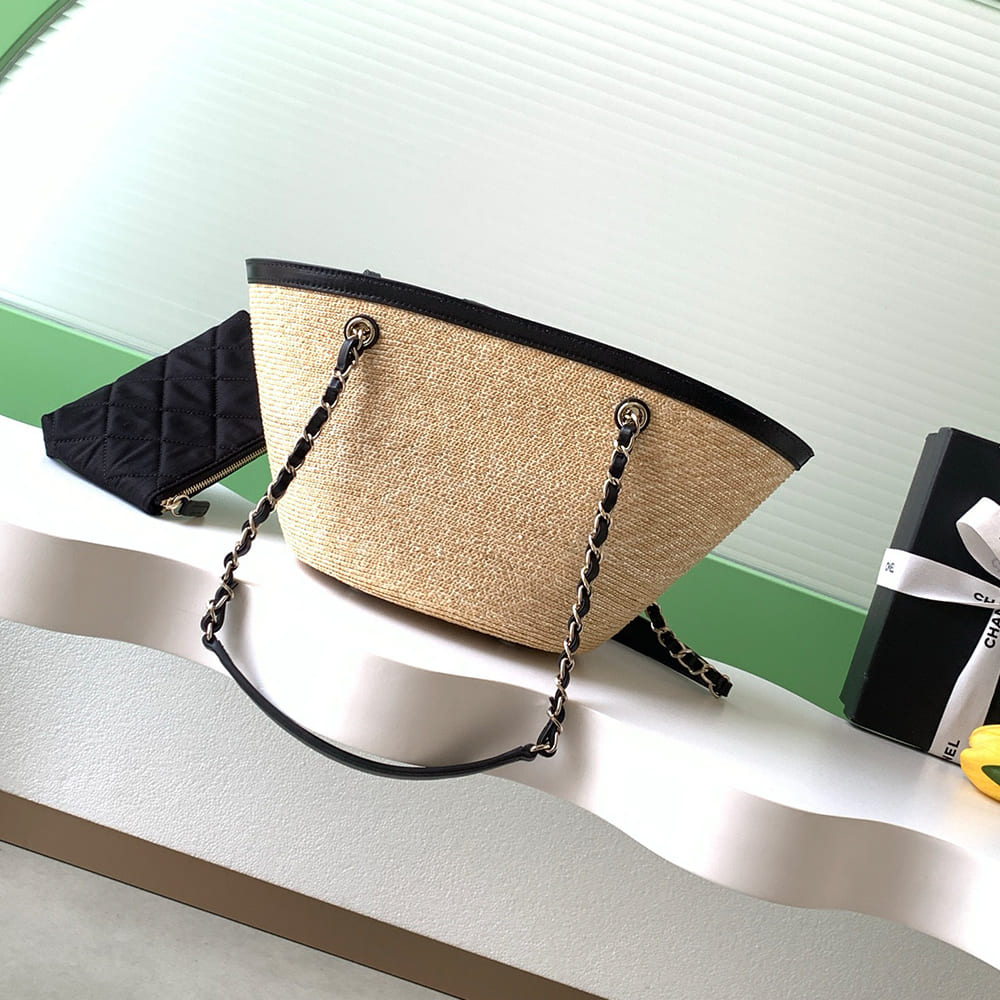 CHANEL Small Tote(HIGH-END GRADE)