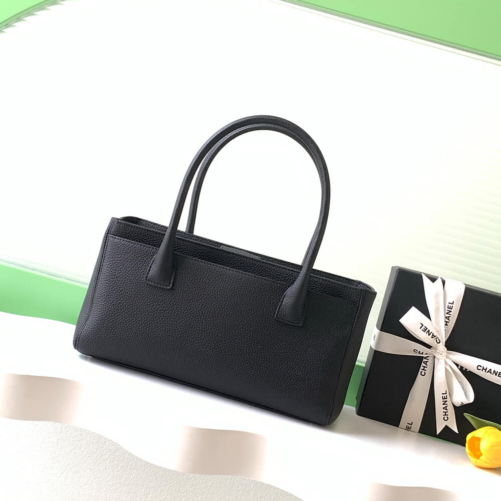 CHANEL Small Cerf Tote(HIGH-END GRADE)