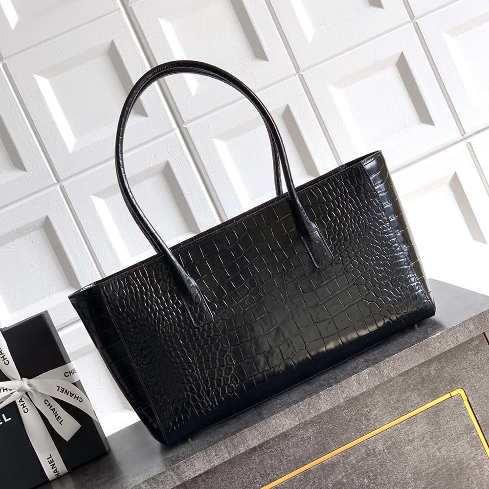 CHANEL Small Tote(HIGH-END GRADE)