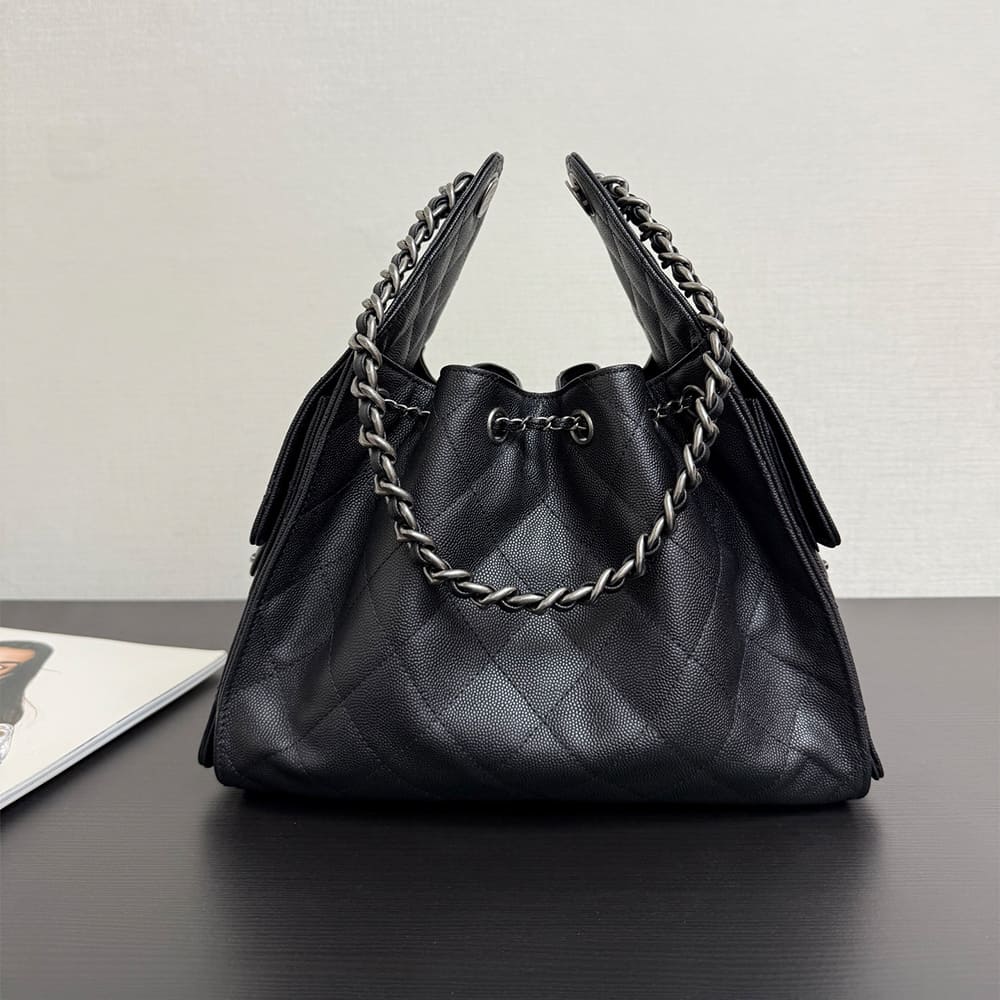 CHANEL 25 Small Handbag(high-end grade)