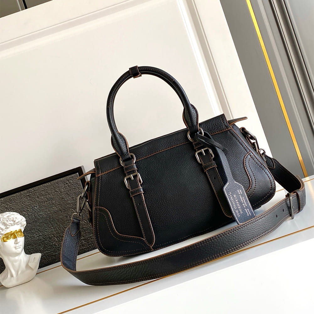 Prada Large leather tote bag(HIGH-END GRADE)