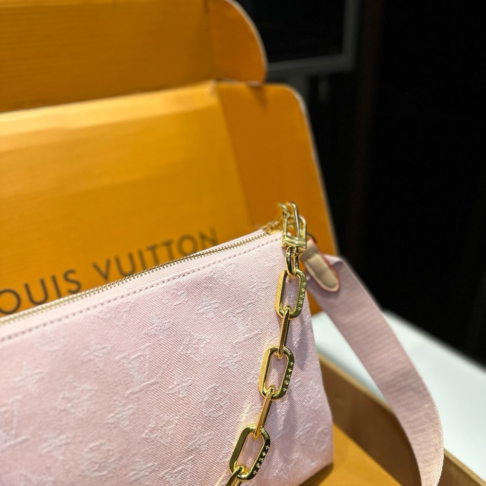 Louis Vuitton Coussin PM Washed Pink 26Cm M13313