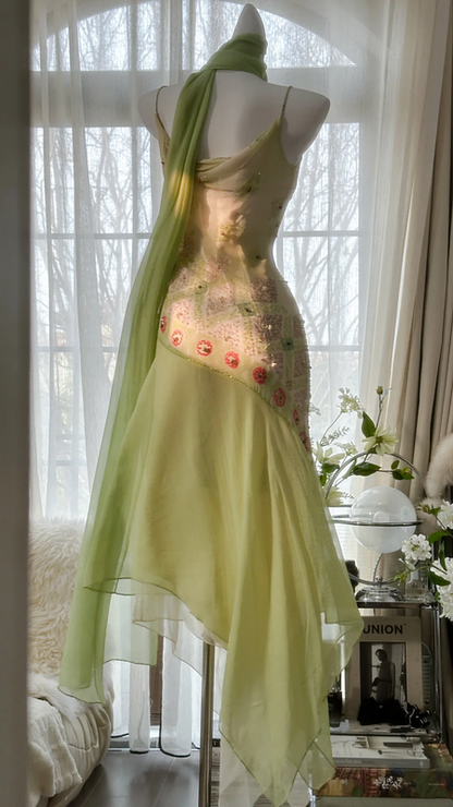 Light yellow-green halter-neck fitted long ball gown with an asymmetrical hem R7679