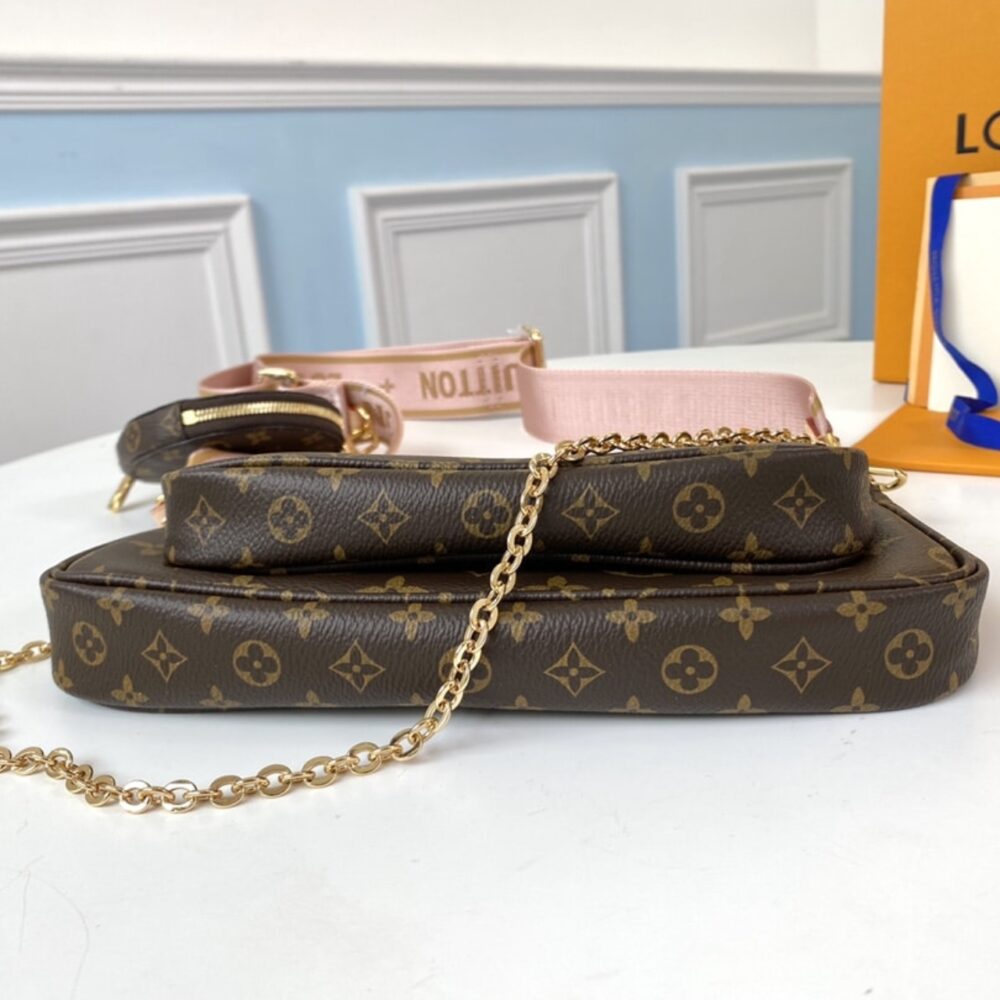 Louis Vuitton Multi Pochette Accessoires Monogram Light Pink 24Cm M44840
