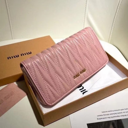 MIUMIU MATELASSÉ NAPPA WALLET PINK 19CM