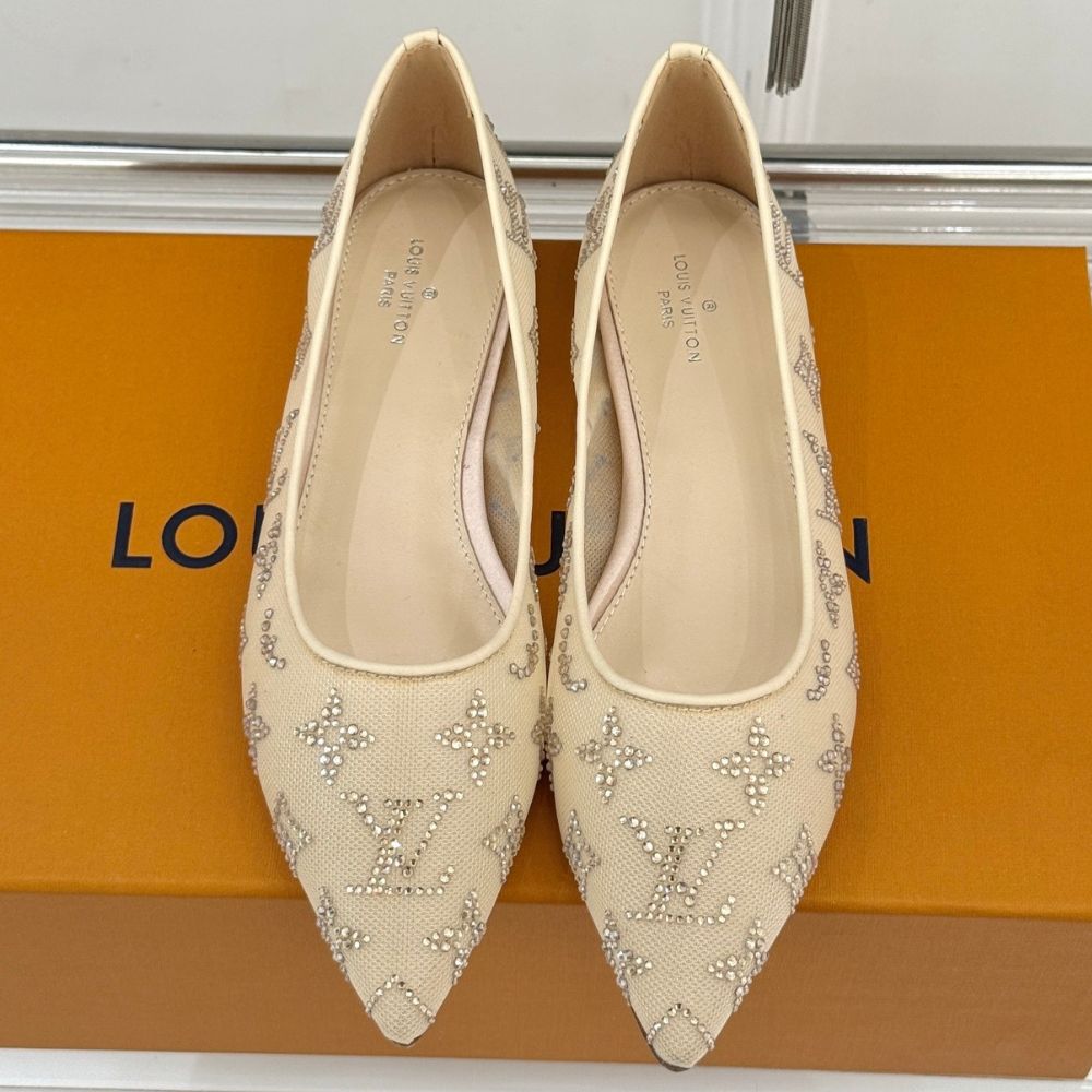 Louis Vuitton Gala Flat Ballerina Nude 1AIDQS