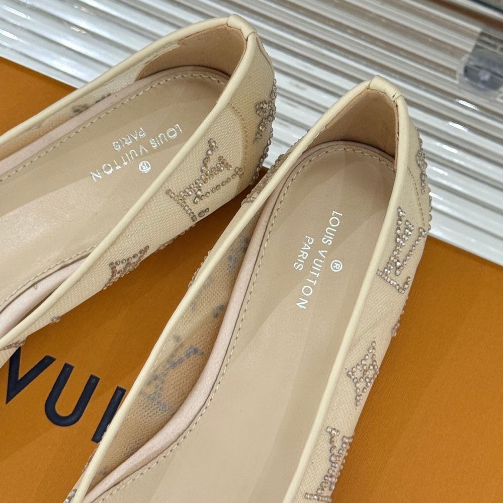 Louis Vuitton Gala Flat Ballerina Nude 1AIDQS