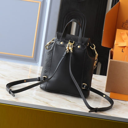 Louis Vuitton Coussin Backpack PM Black 26Cm M13357