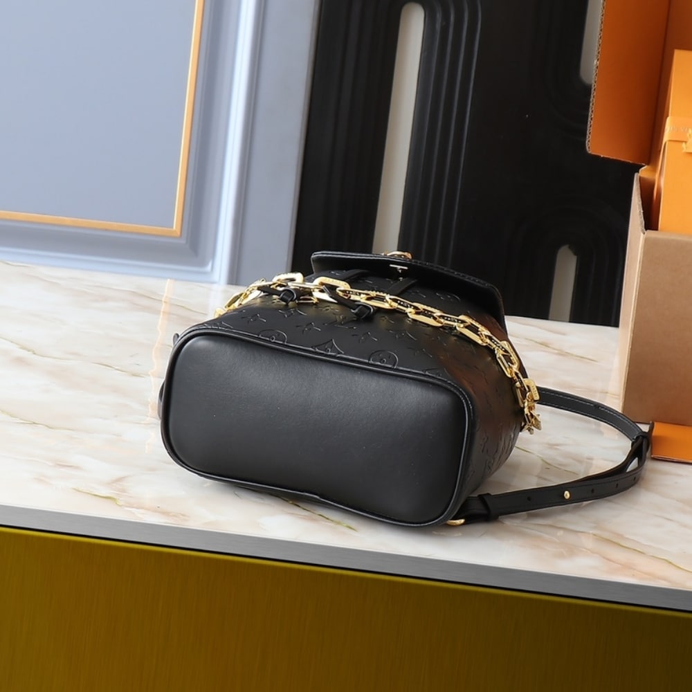 Louis Vuitton Coussin Backpack PM Black 26Cm M13357