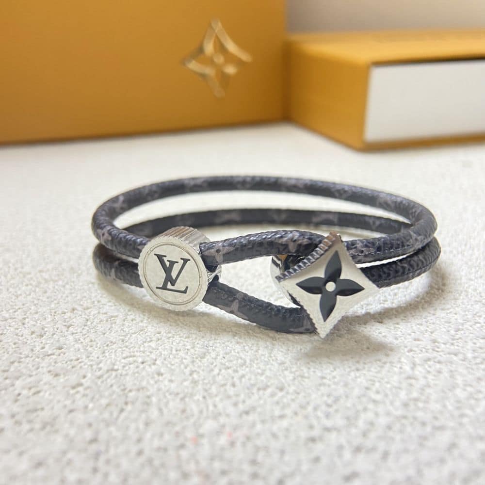 LOUIS VUITTON CATCH IT BRACELET BLACK M8111E