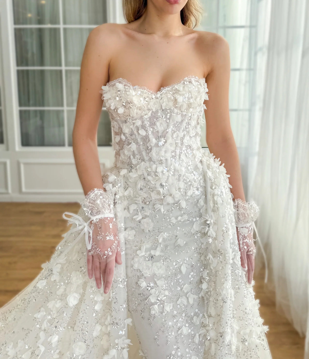 Elegant Ivory Strapless Sweetheart 3D Floral Sparkly Mermaid Detachable Tulle Beaded Long Train Wedding Dress TP5907