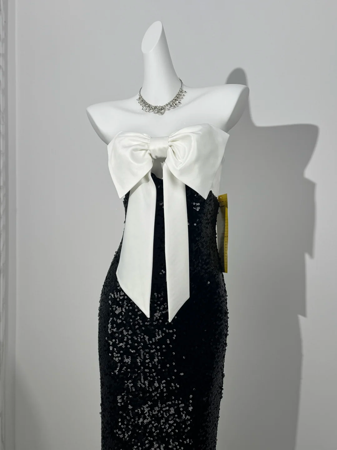 Strapless Dress with Bow Neckline, White & Black Sequin, Sexy Fitted Waist Slim Prom & Evening Gown gh7230