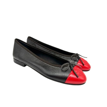 Chanel Crumpled Shiny Cap Toe CC Ballerina Flats Black Red