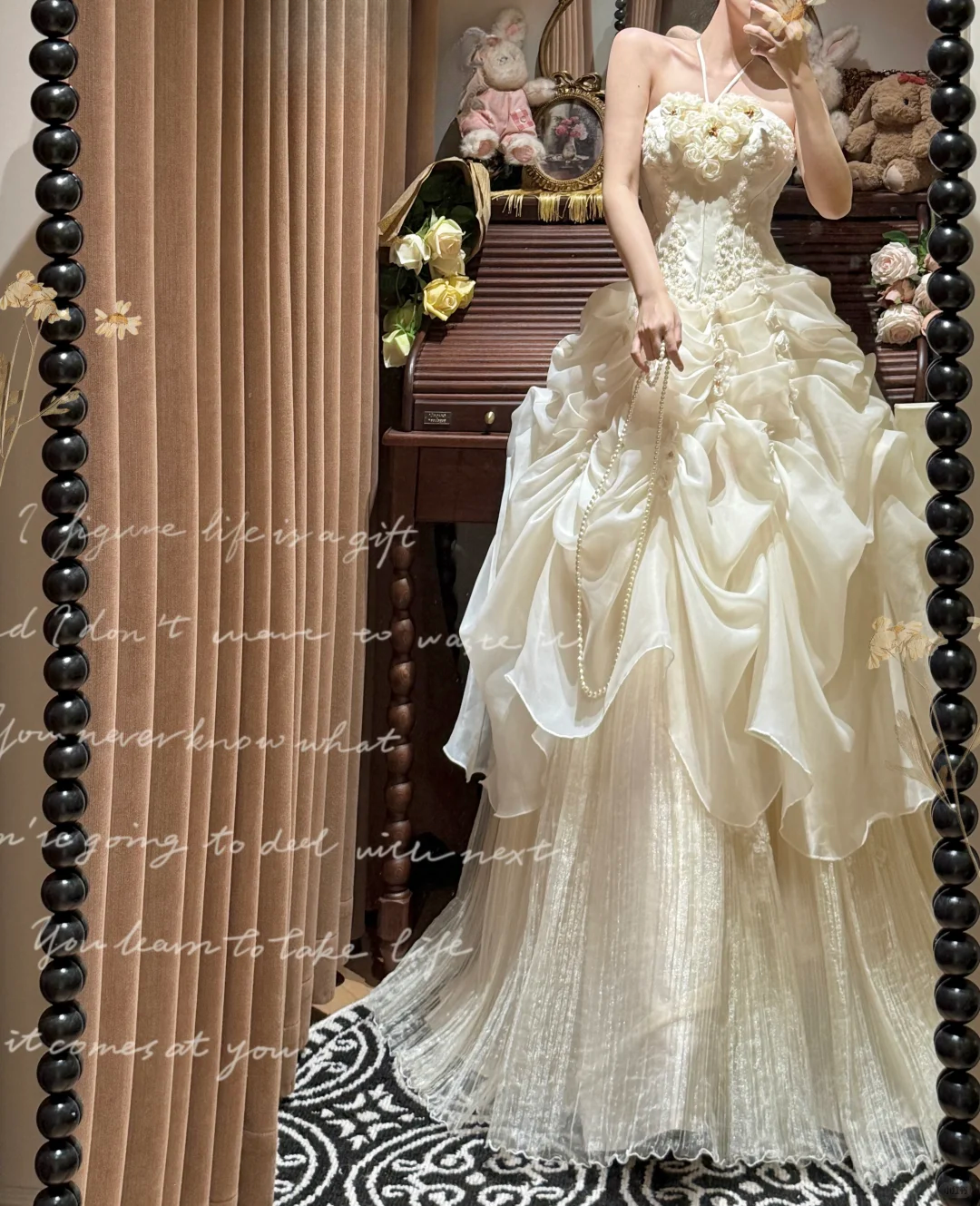 Gorgeous Ivory Strapless 3D Rose Appliques Ruffled Tulle Wedding Dress TP5449