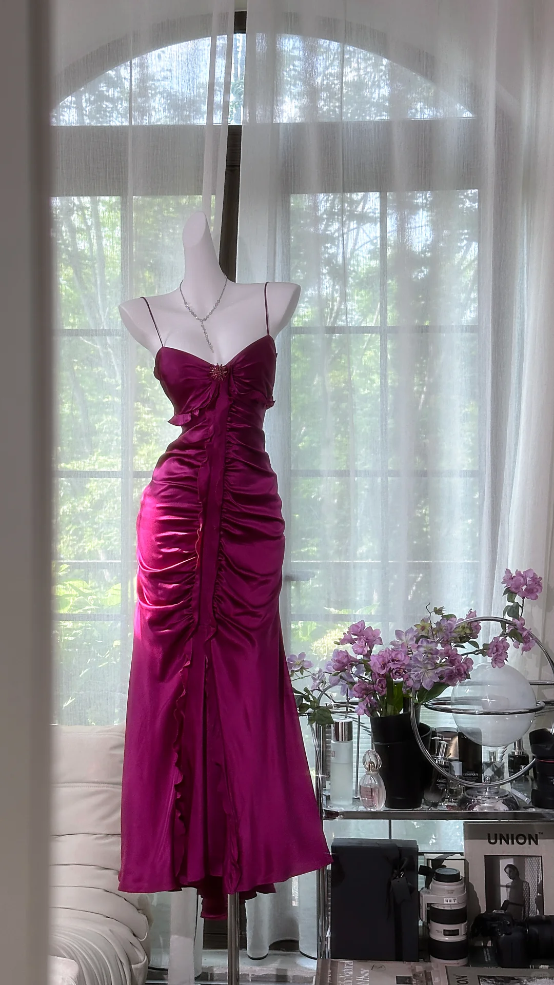 Vintage Spaghetti Straps Satin Pleated Hot Pink Long Party Dress Prom Gown