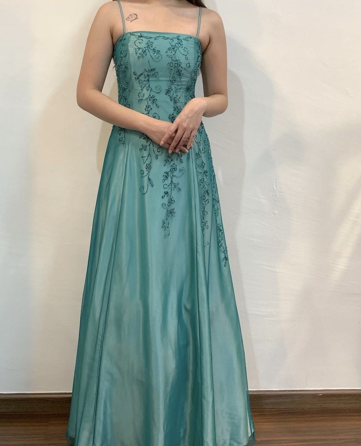Girlhomeshops--Green exquisite floral beaded fashion long satin prom dress graduation dress gh5524