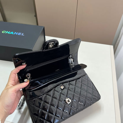 Chanel Medium Classic Double Flap Bag Patent Leather Black 26Cm
