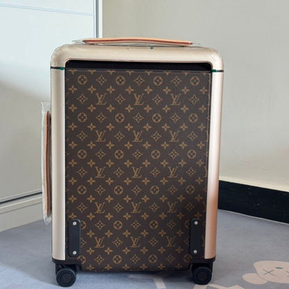 Louis Vuitton Horizon 50 Suitcase Bag Brown 55Cm M23209
