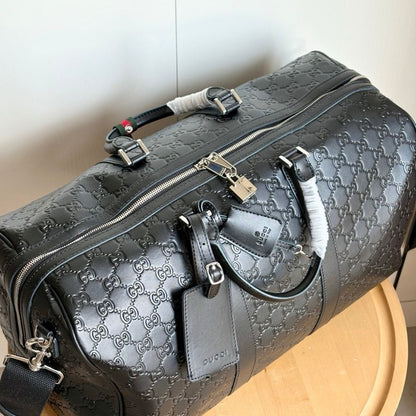 Gucci Emblem Medium Duffle Bag Black 45Cm
