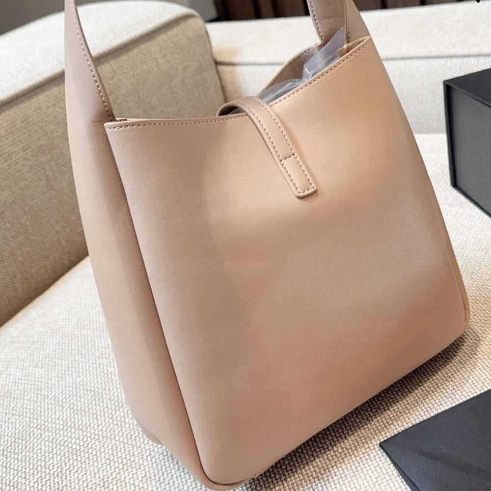 Saint Laurent Le 5 À 7 Supple Small In Grained Rose 24Cm