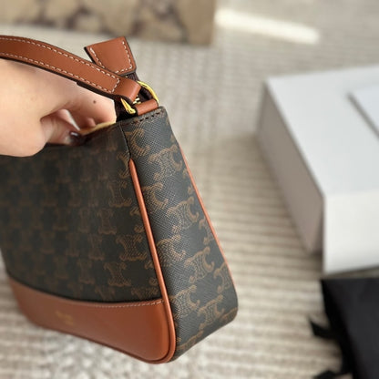 CELINE SHOULDER BAG IN TRIOMPHE CANVAS TAN 25CM 119412BZJ 04LU