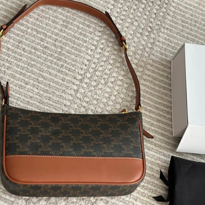 CELINE SHOULDER BAG IN TRIOMPHE CANVAS TAN 25CM 119412BZJ 04LU
