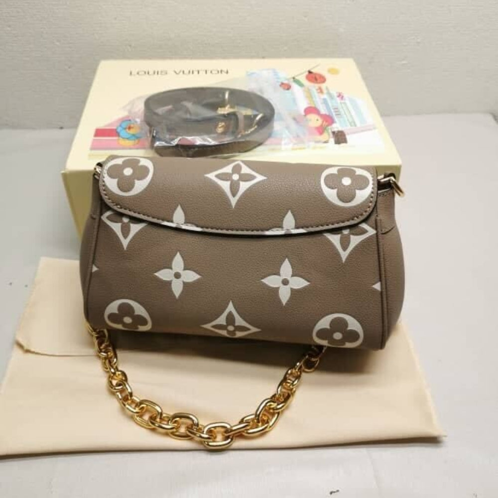 Louis Vuitton Favorite Bicolor Monogram Empreinte Leather Beige 24Cm M45836