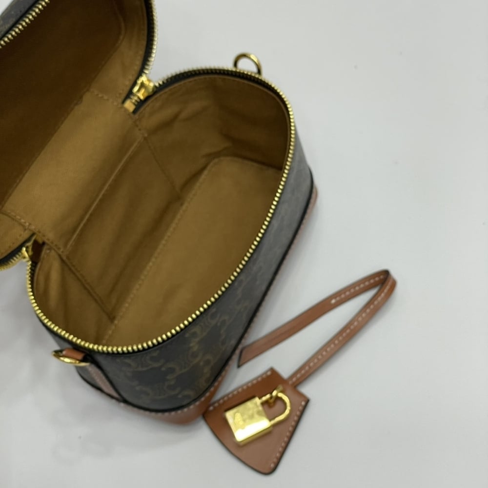CELINE VANITY IN TRIOMPHE CANVAS TAN 18CM 119462BZJ 04LU