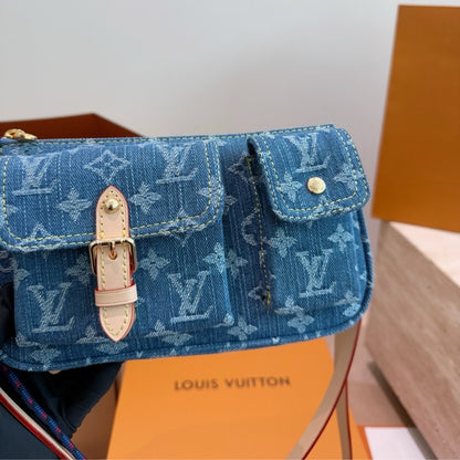 Louis Vuitton Pochette Accessoire Cargo Blue Denim 23cm M27602