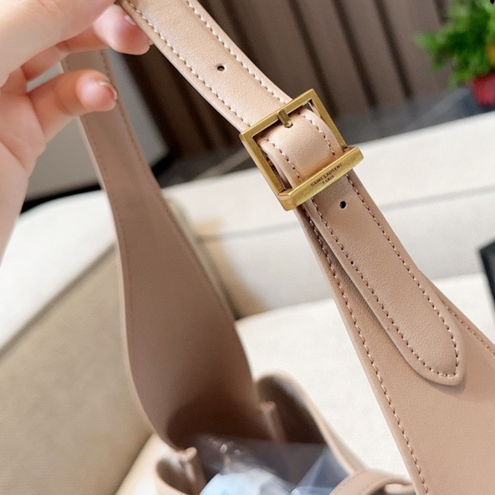 Saint Laurent Le 5 À 7 Supple Small In Grained Rose 24Cm