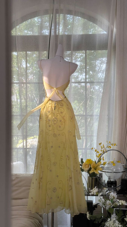 Yellow halter-neck fitted bodycon long ball gown R6529